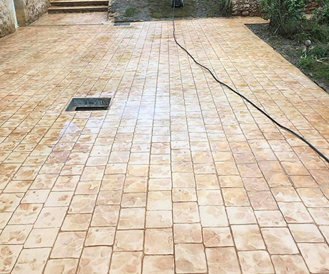 Spécialiste de la pose de béton décoratif et de la création de terrasses à Bois-d'Arcy (78390) en Yvelines 78