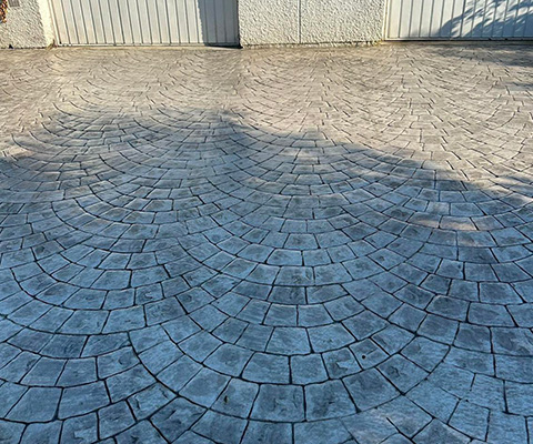 Spécialiste de la pose de béton décoratif et de la création de terrasses à Bois-d'Arcy (78390) en Yvelines 78