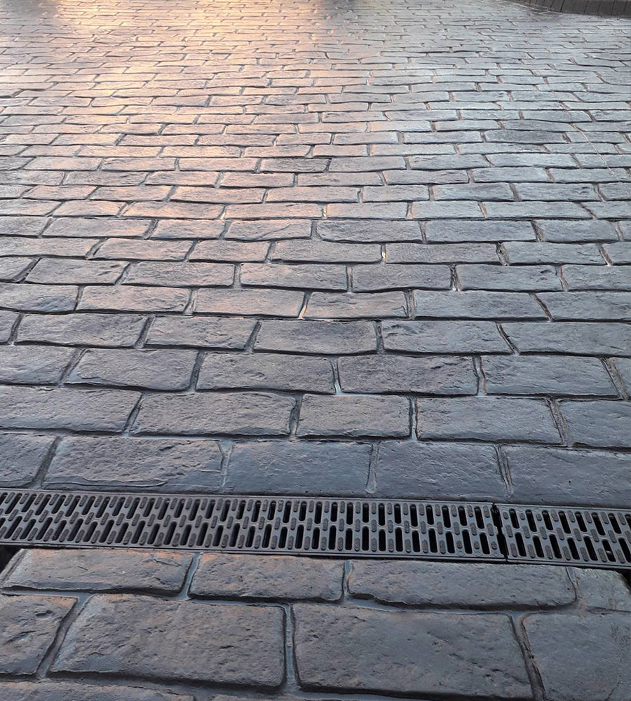 Votre expert en béton imprimé, béton décoratif, béton désactivé et création de terrasses en Yvelines (78) – Chevalier Béton Design à Bois-d'Arcy (78390)